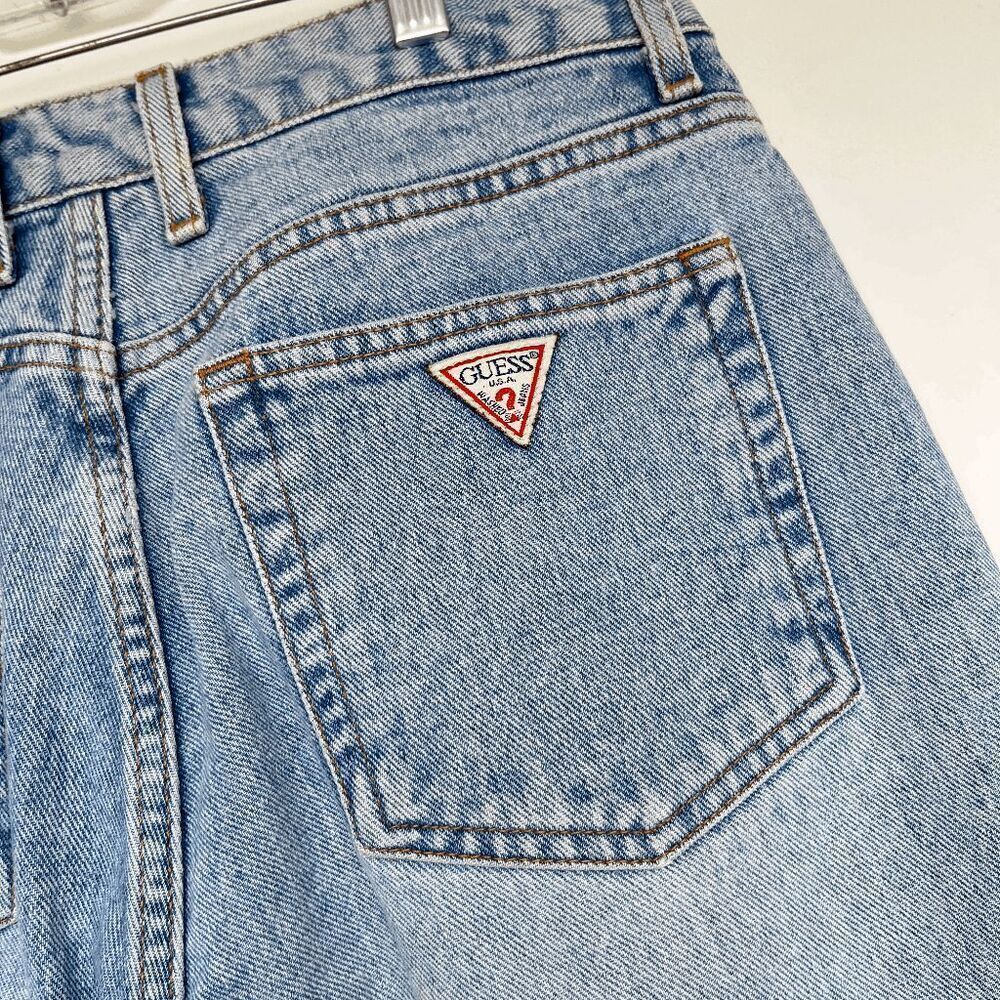 VTG Guess USA High Rise Mom Jeans Light Wash Tapered Leg 31 x 29